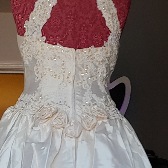 Moonlight Collection Wedding Dress By Carol Hai - Picture 4 of 8